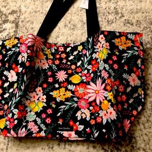 New Vera Bradley family tote